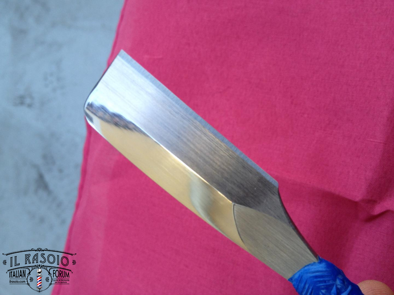 Inoue Tosuke mod. Kinmoji