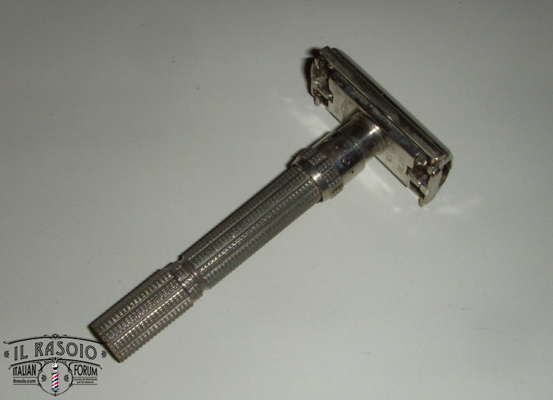 DE Gillette regolabile