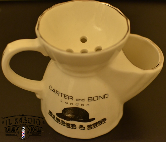 C&B scuttle