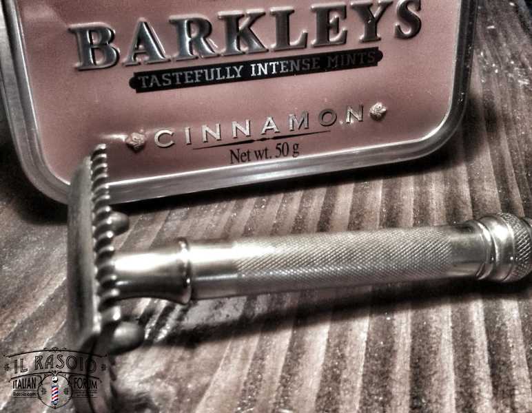 Gillette Old Type