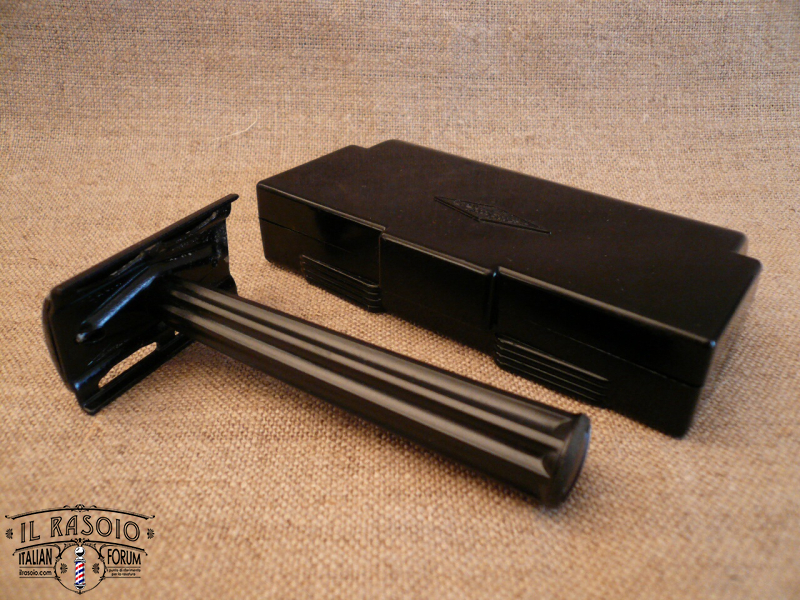 Gillette Contract tech WWII