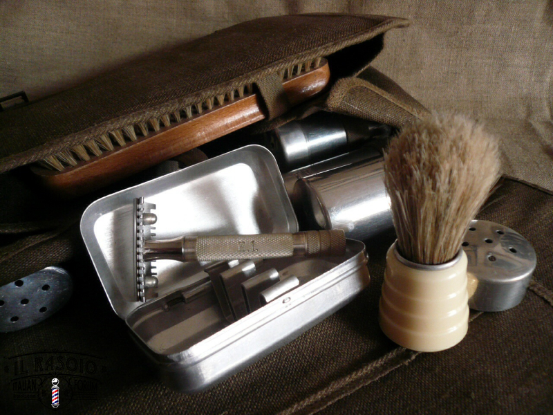 kit toeletta E.I. esercito italiano anni 50