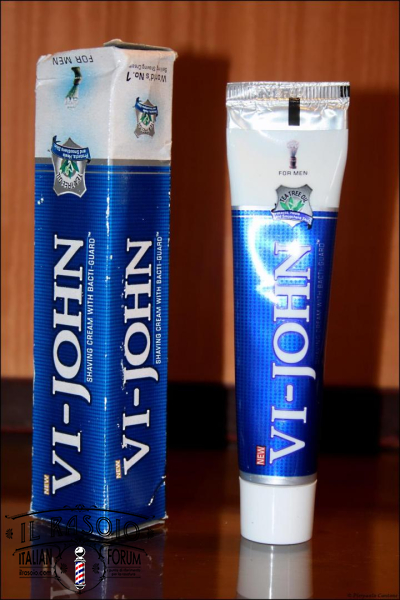 Vi-John Regular Shaving Cream with Bacti-Guard
