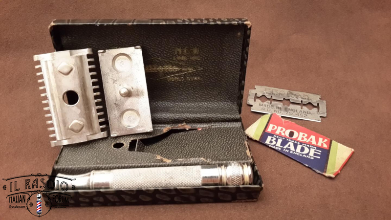 Gillette Goodwill Silver. UK.