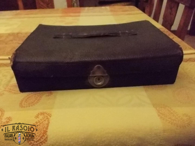 necessaire piatto 1