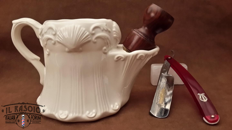 shaving scuttle