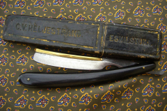 Vecchio Heljestrand false- frameback