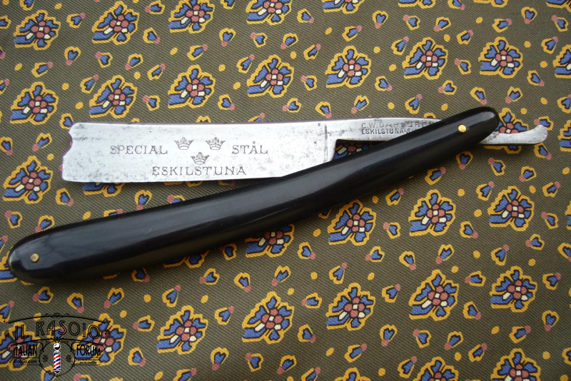 Dahlgren wedge-barber's notch
