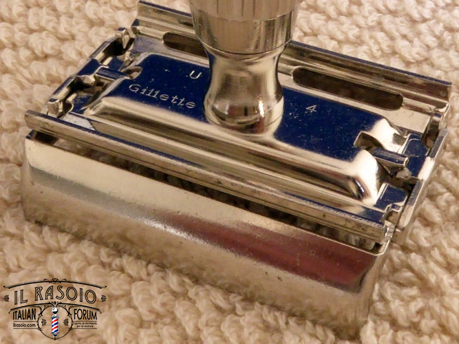 Gillette SUPER SLIMTWIST 05 Bottom