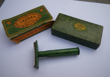 Laurel in original box  1
