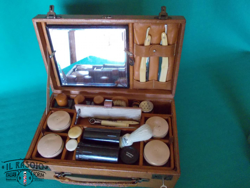 necessaire 2