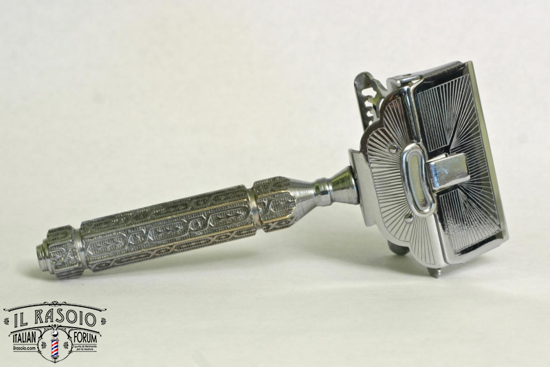 Ever Ready Streamline Sun Ray 1912