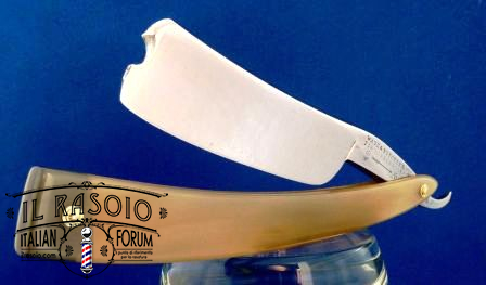 Wade&Butcher 8/8 Barber Use Blonde Horn Scales