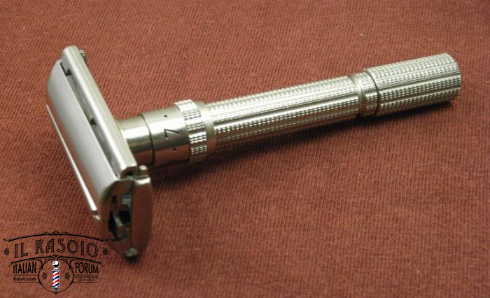 Gillette slim adjustable