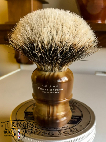 M & F HORN 1