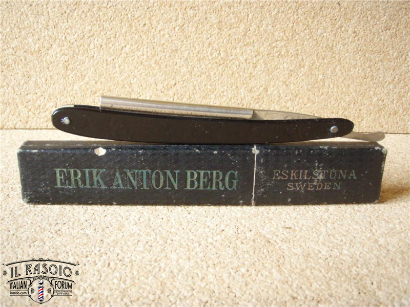 E.A.Berg frameback
