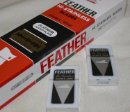 feather black de