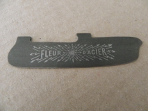 fleur d'acier