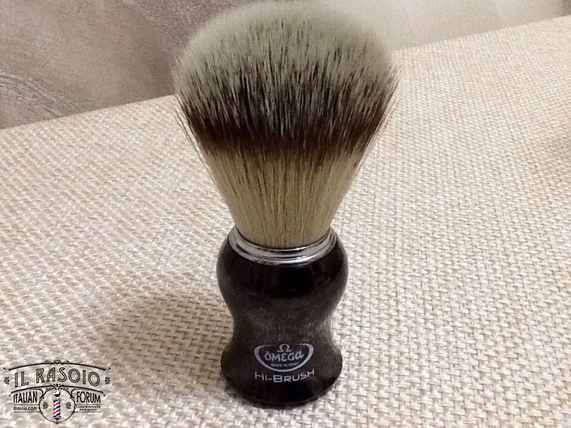 Omega hi-brush
