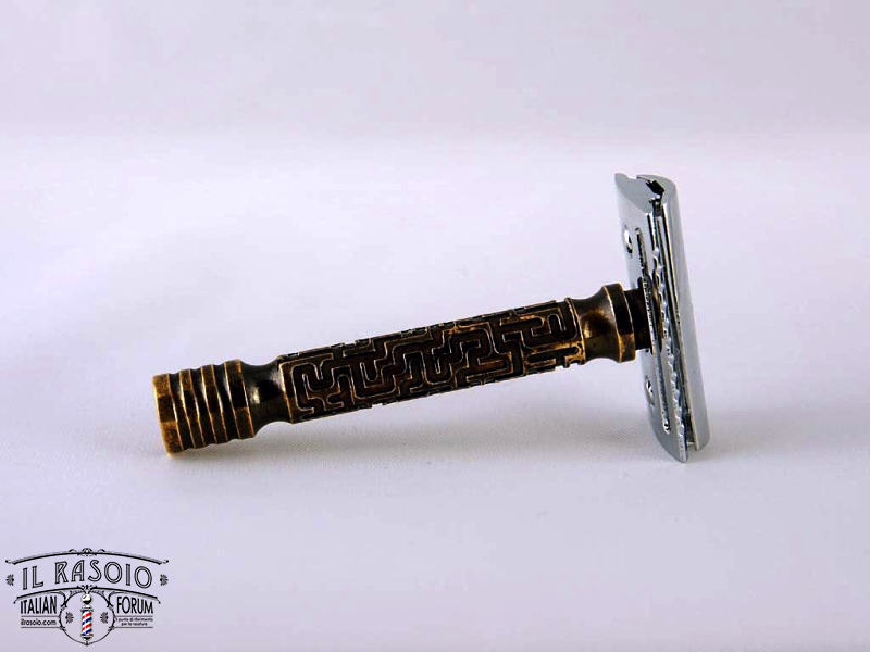 Charcoal Goods Maze Brass
