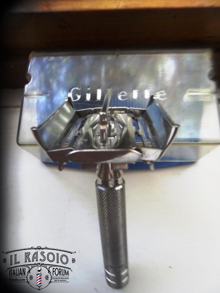 Gillette Rocket 1953 HD 70g