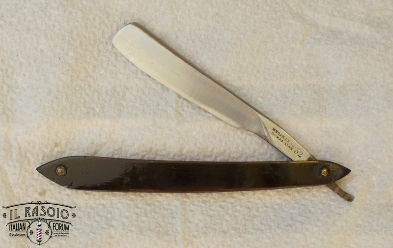 Dumas Ainé 32
