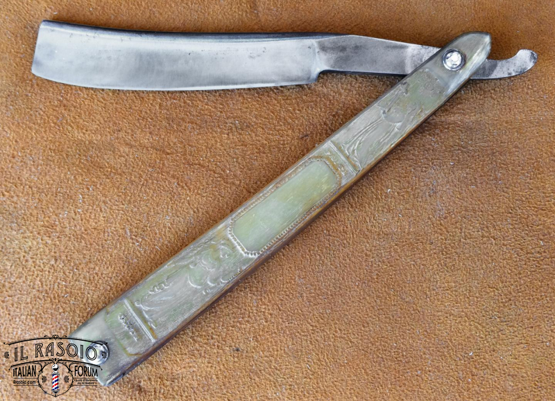 anonimo corno pressato