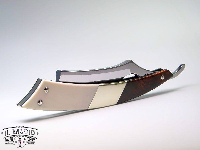 Koraat Knives