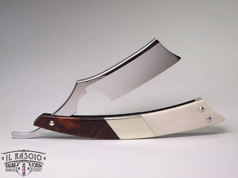 Koraat Knives