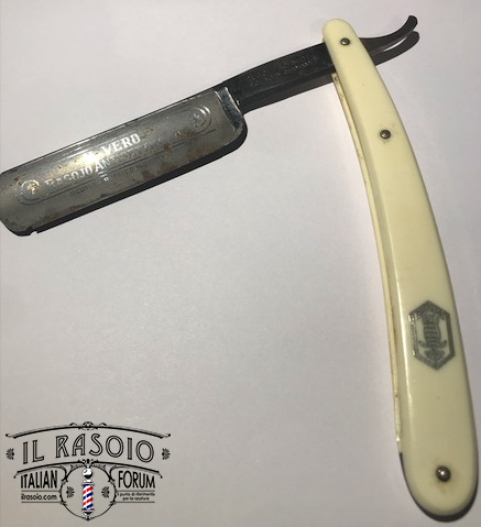 Bambola 205 da restaurare