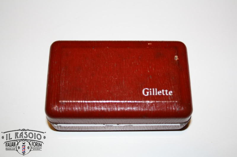 gillettes 002