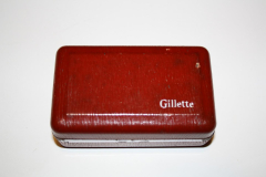 gillettes 002