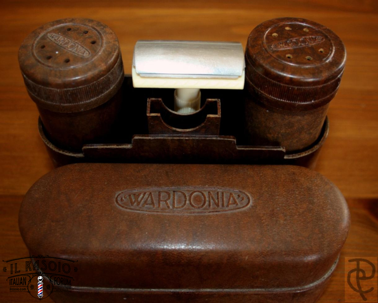 Wardonia Travel Kit
