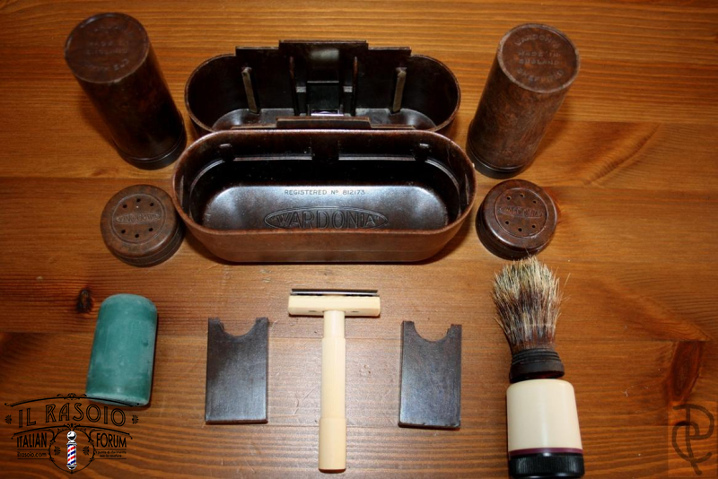 Wardonia Travel Kit