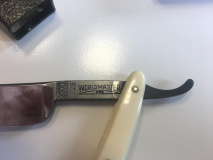 94AEBE49-C724-4FFA-88A4-F47E8B0346FD