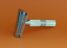 YAQI slant