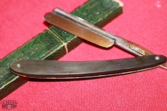 Faux frameback J. Coudert 