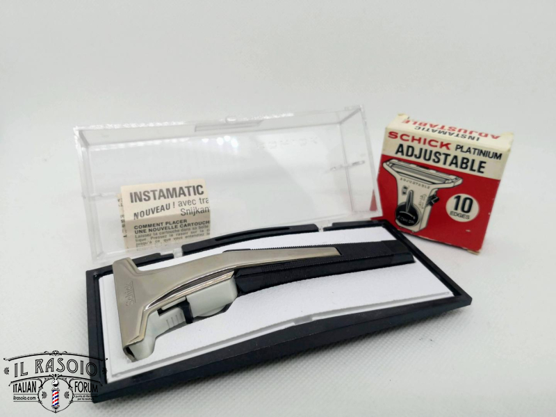 Schick Instamatic