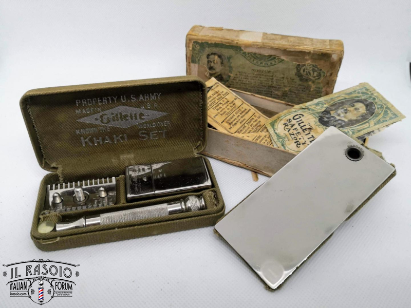 Gillette Khaki