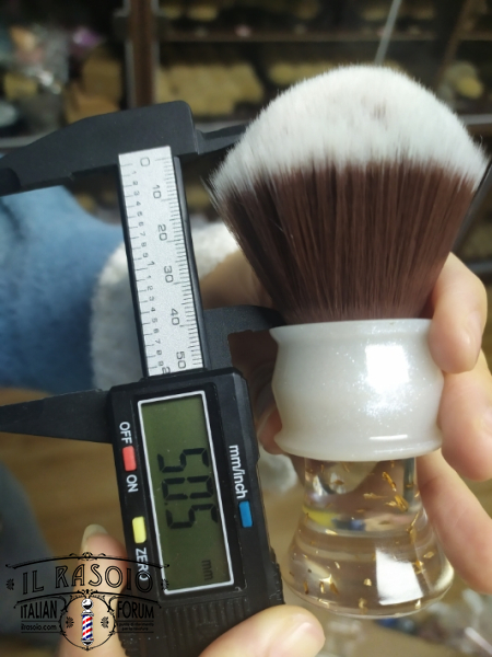 Oumo brush Mother lode knot 28x50 - art handle
