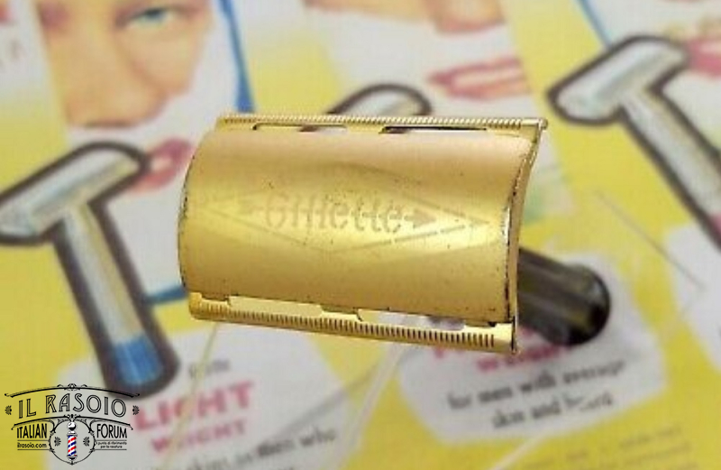Gillette Tech Bakelite - X4 (1952)
