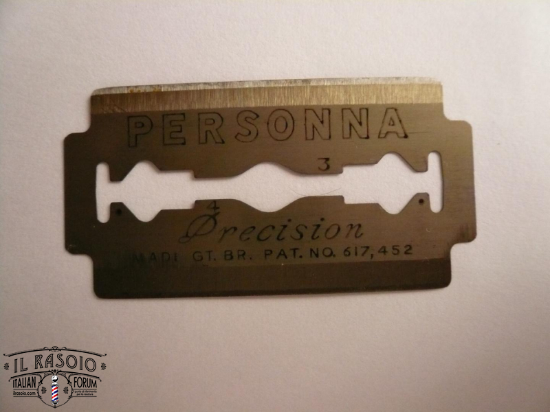 Personna precision blade