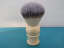 IMG_frank_shaving