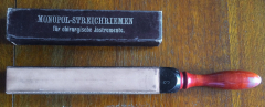 strop Monopol 03