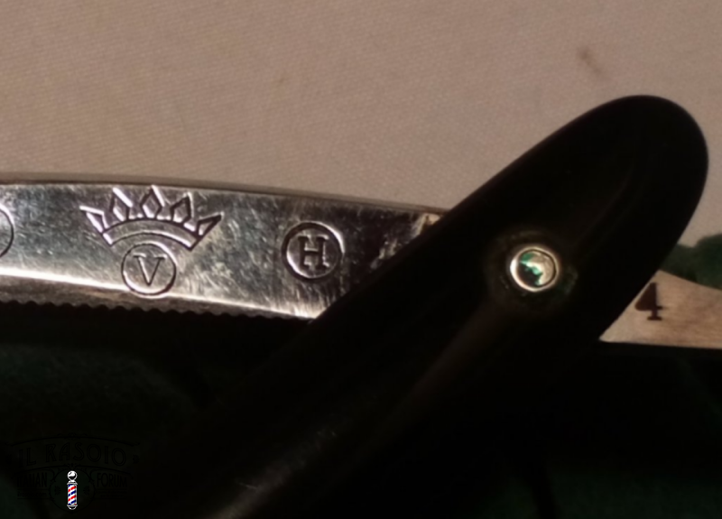 Unknown Razor (3)