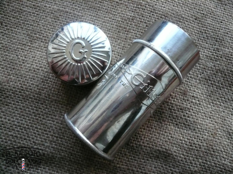Shaving stick holder Gillette