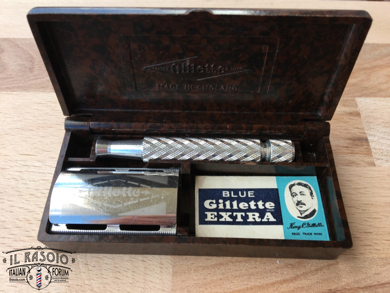 4. Gillette - Tech (Bakelite case)