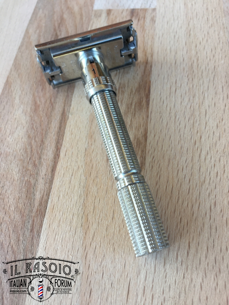 9. Gillette - Slim Adjustable J2