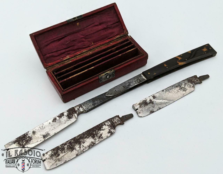 rasoio a sistema snodato 1809