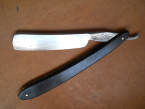 malaingrè staurengi e.s.r.